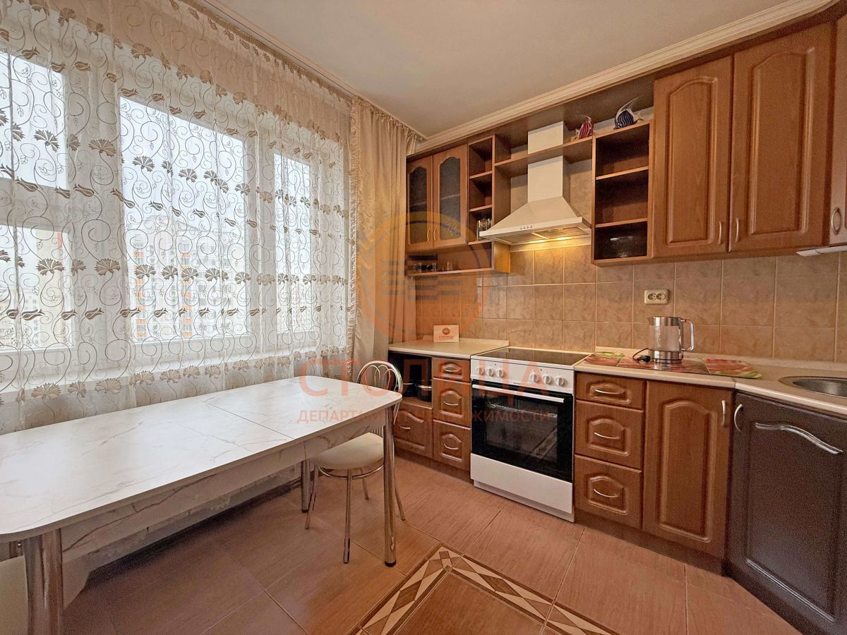 Снять 3-комнатную квартиру