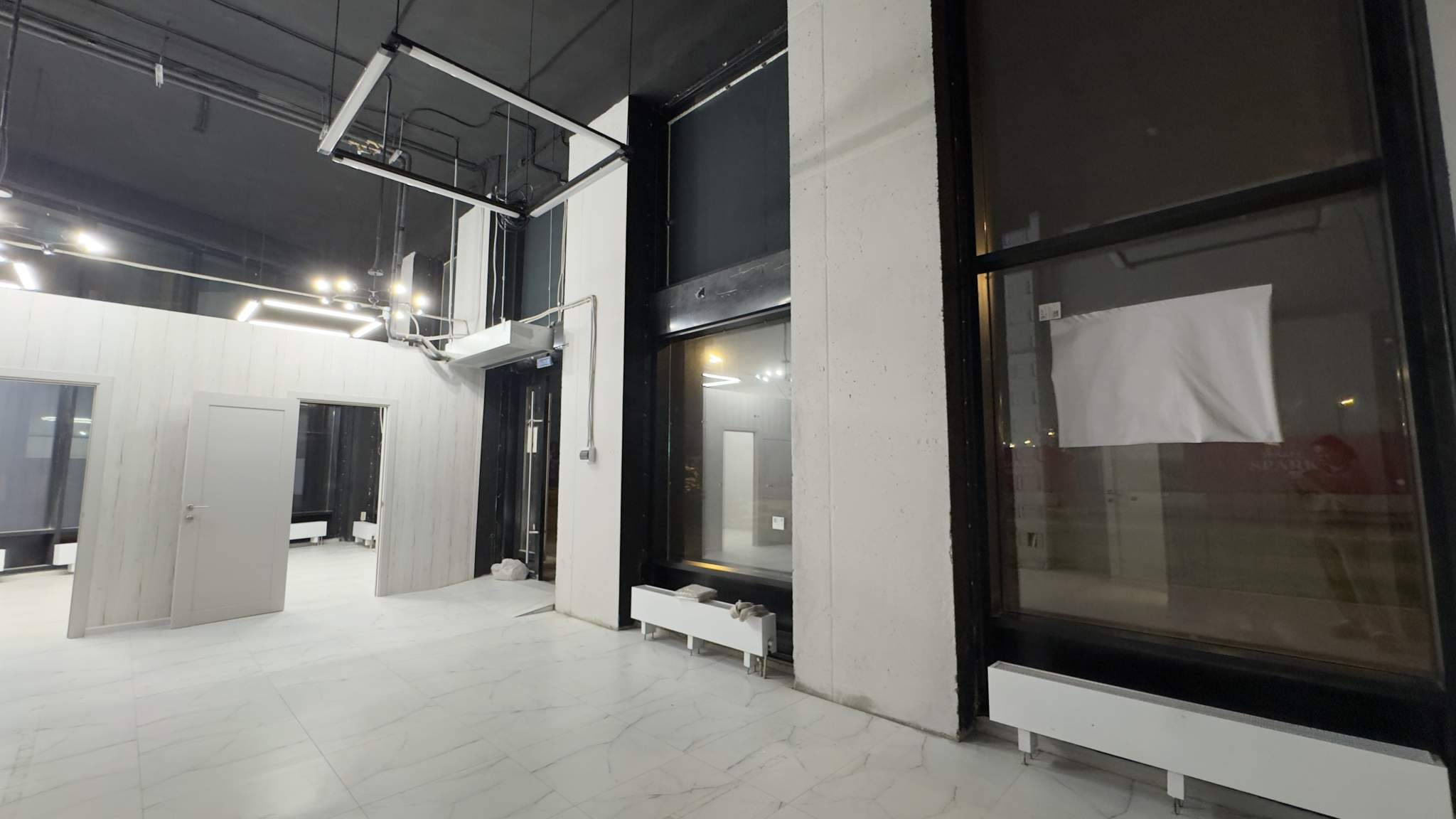 Снять  торговое помещение