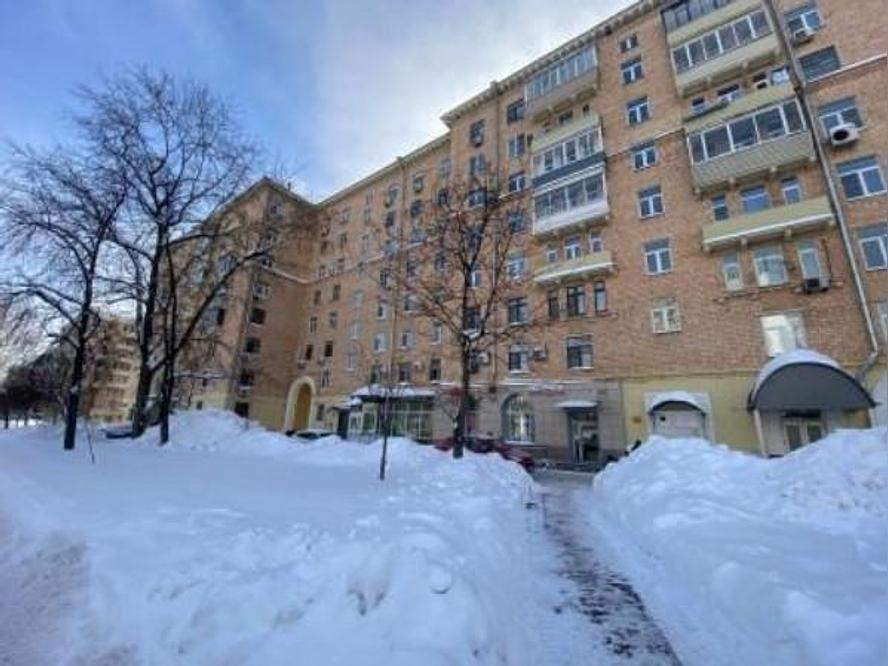 Снять  торговое помещение