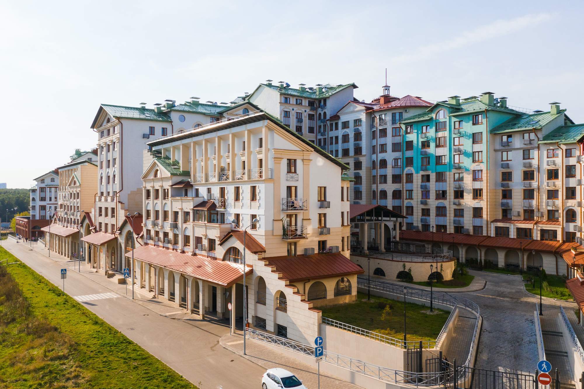 Купить  машиноместо