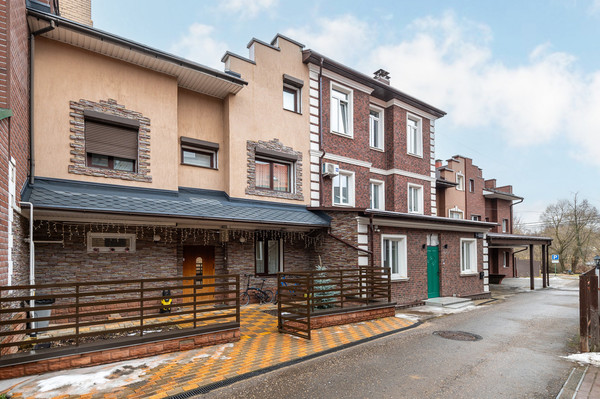 Купить  коттедж