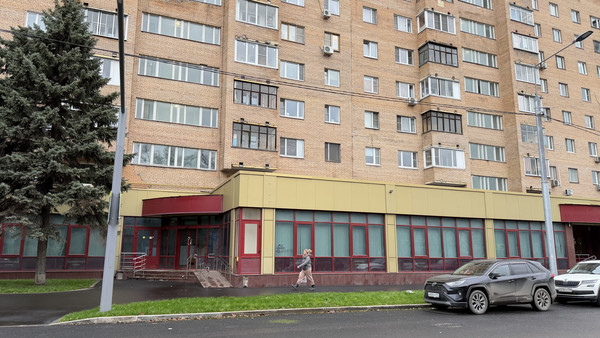 Снять  торговое помещение