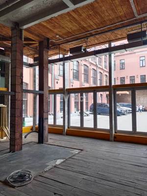 Снять  помещение свободного назначения