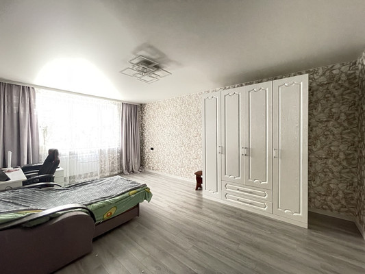 Купить 4-комнатную квартиру