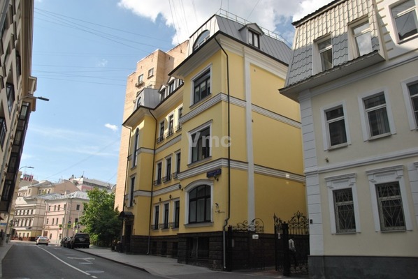 Снять  помещение свободного назначения