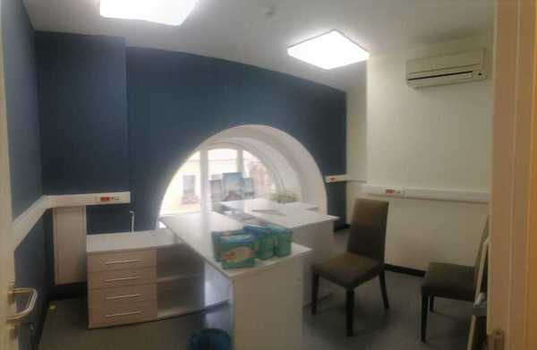 Снять  помещение свободного назначения