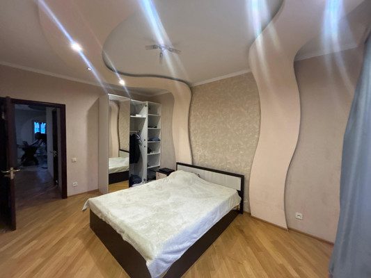 Купить 3-комнатную квартиру