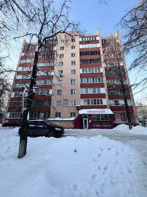 Снять  помещение свободного назначения