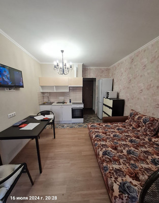 Купить --комнатную квартиру