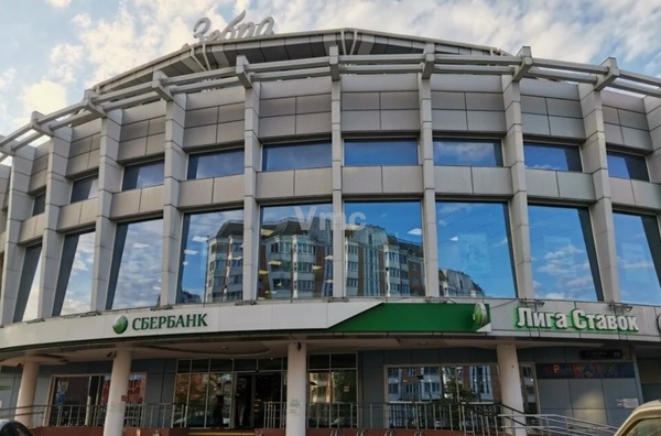 Снять  помещение свободного назначения