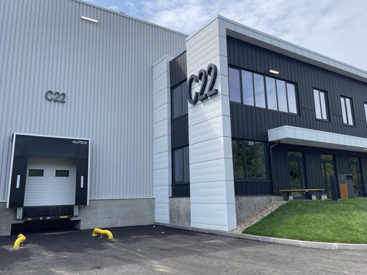 Снять  помещение свободного назначения