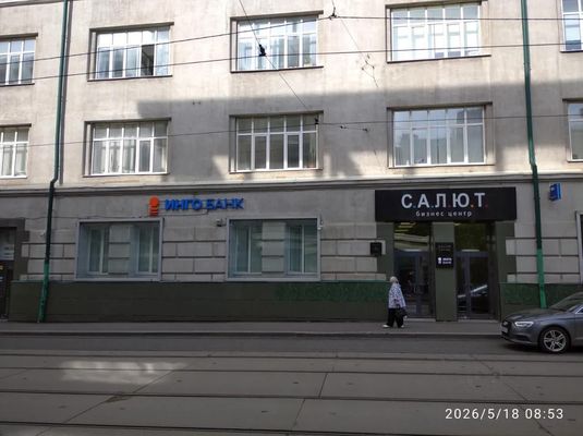 Снять  помещение свободного назначения