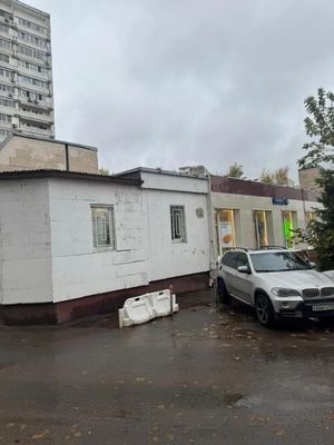 Снять  помещение свободного назначения